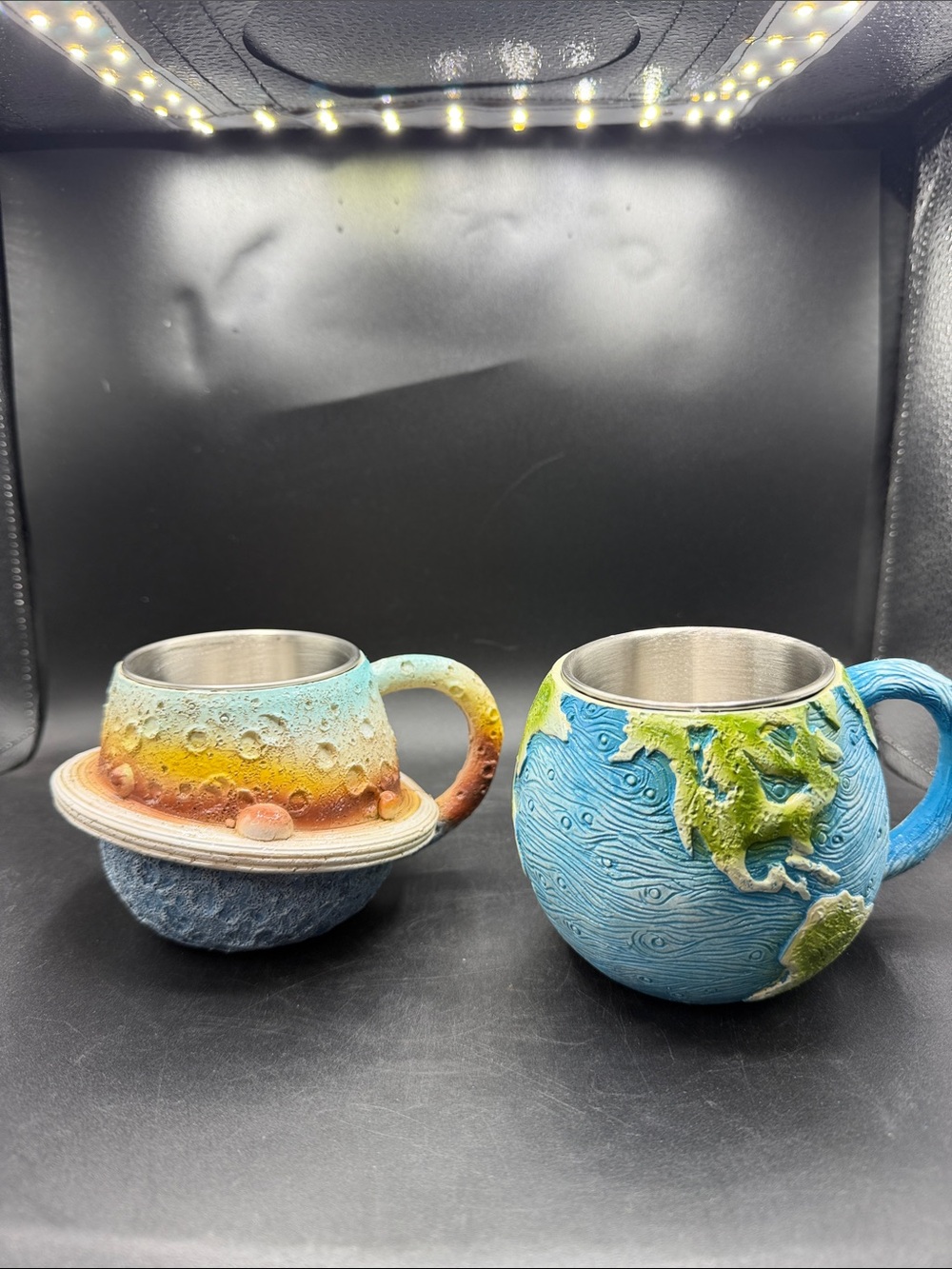 Planet-Themed Ceramic Mug Set - Earth & Saturn Designs